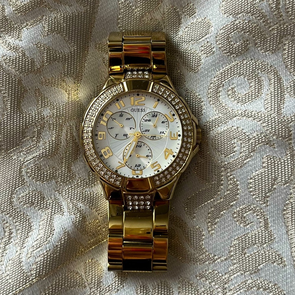 Guess Watch
